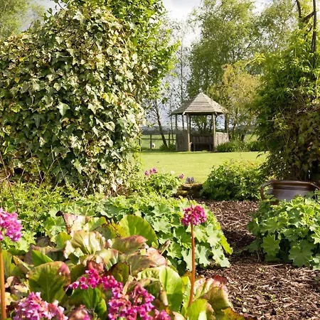 Hotel 3 Bed In Eden Valley Sz400